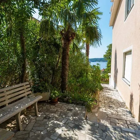 Guest house Car Crikvenica